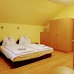 Haus Maria 3*